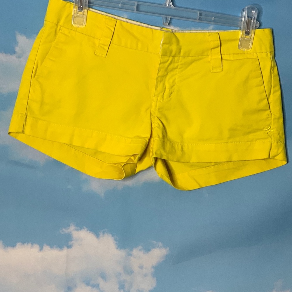 Hurley- Yellow Shorts size 3